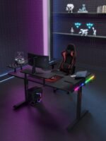 جاماكس P203 طاولة ألعاب وورك ستيشن كاربون فايبر RGB مع رفوف متعددة المستويات وماوس باد مقاس 160x100x74 سم - أسود (غير شامل التركيب) - الصورة 3